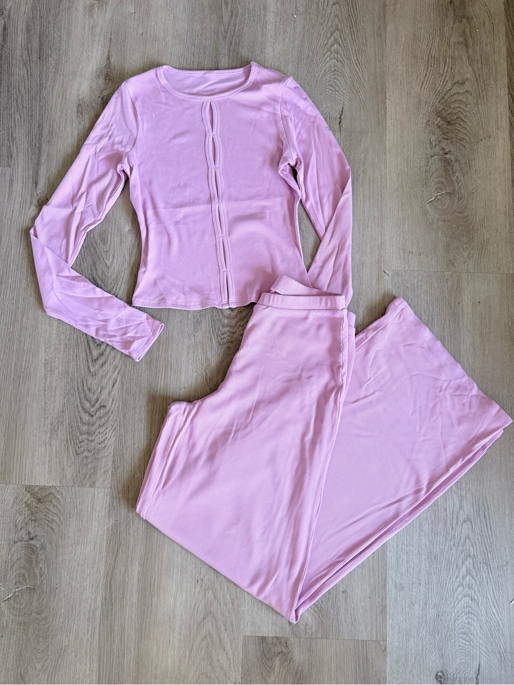 Alo - Women’s Ribbed Dreamlight Lounge Set